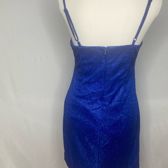 (NWT) blue wiht glitter,adjustable straps,open under the bust - Picture 2 of 6